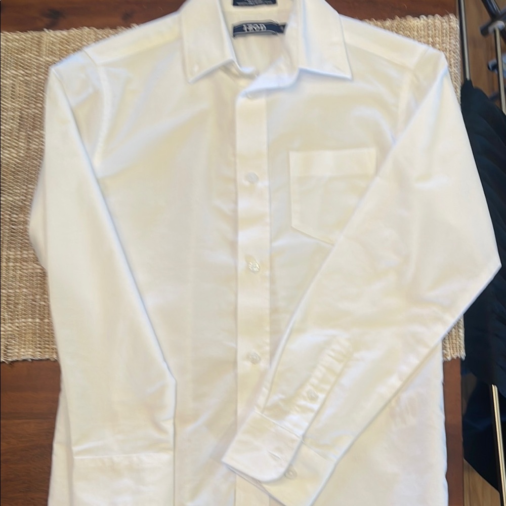 IZOD White Button-Up Shirt